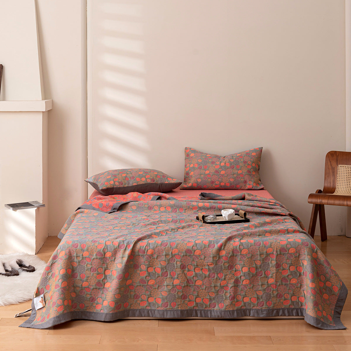 COTTON REVERSIBLE QUILTED BEDCOVER + Matchende Putetrekk - Alt-i-ett Sett Norvo