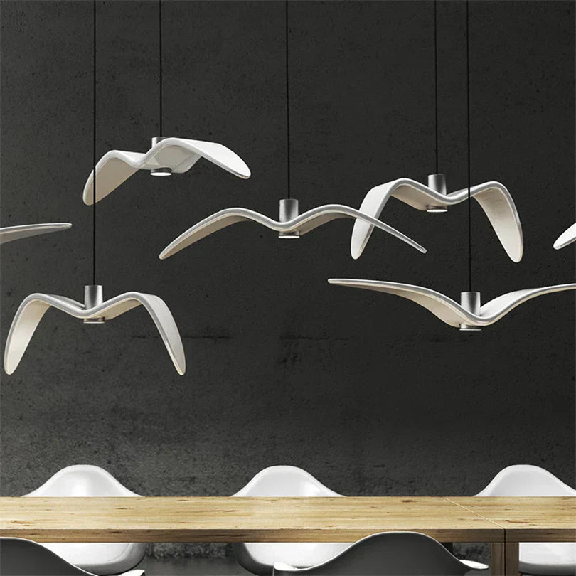 Moderne Designer Fugelykt – Kreativ Pendellampe for Stue eller Spisestue