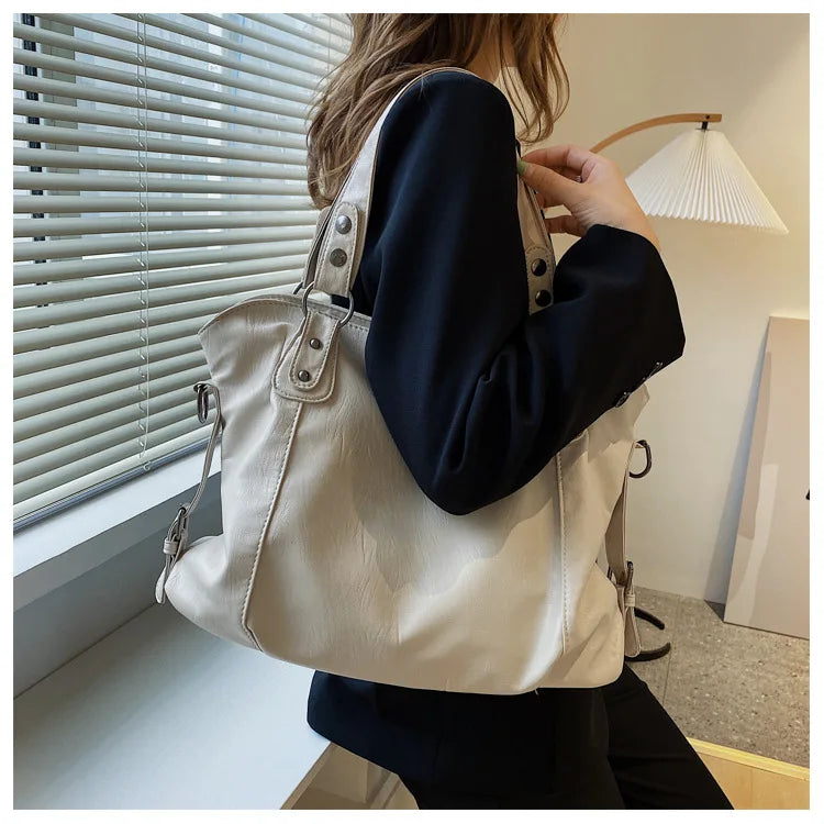 Norvo | Retro-inspirert tote bag med glatt imitasjonslær og klassisk sømdetaljering