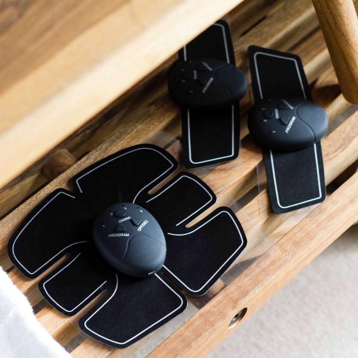 Norvo | Abdominal Muscle Stimulator med EMS Teknologi