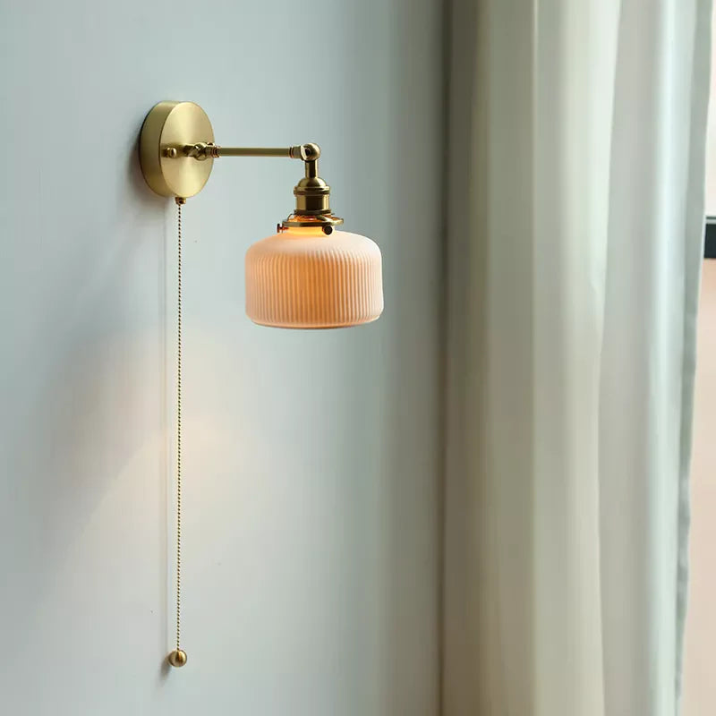 Norvo | ScandiAura – Stilfull Keramisk Vegglampe med Nordisk Design