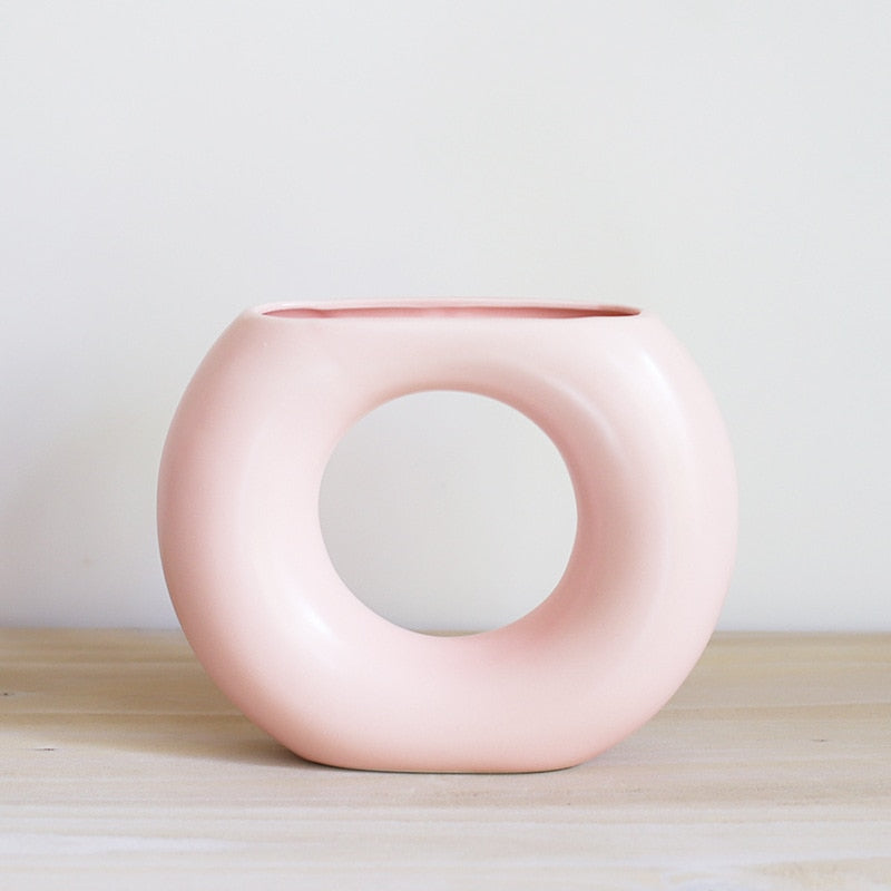 Stor terracotta vases | Timeless beauty and rustic elegance