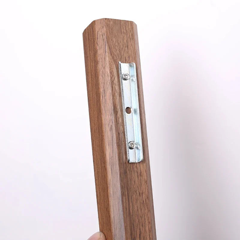 Norvo | Håndlaget Veggvase i Massivt Tre