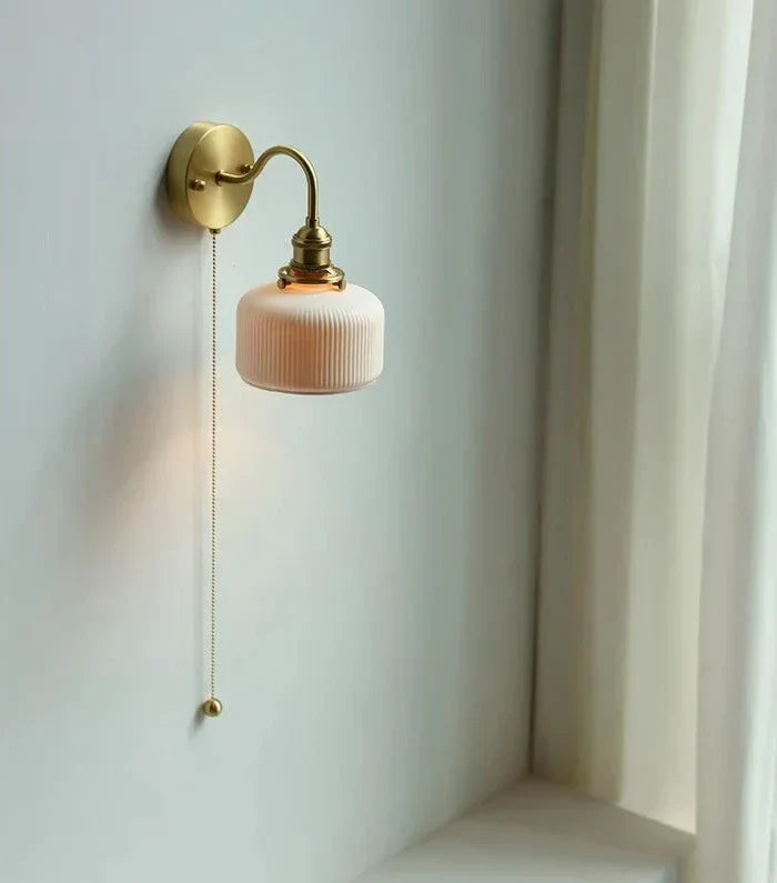 Norvo | ScandiAura – Stilfull Keramisk Vegglampe med Nordisk Design