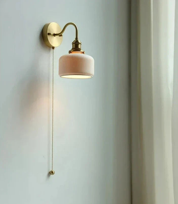 Norvo | ScandiAura – Stilfull Keramisk Vegglampe med Nordisk Design