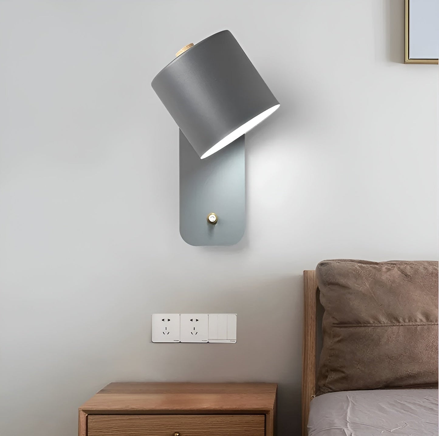 Norvo | EasyPush Vegglampe - Rotérbar Mini Sylinder LED Lampe
