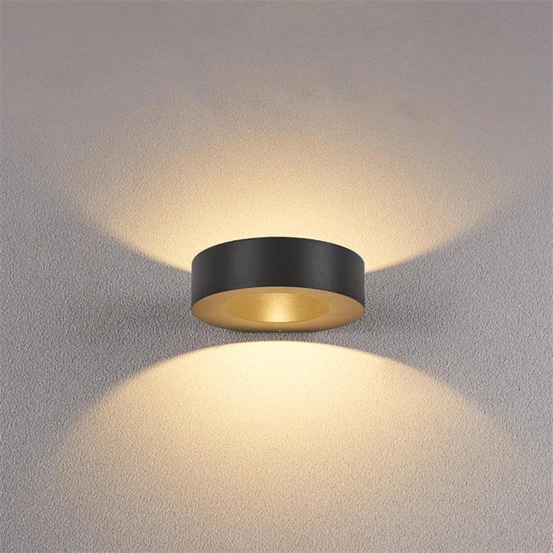 Norvo | Dekorativ Lampe i Aluminium