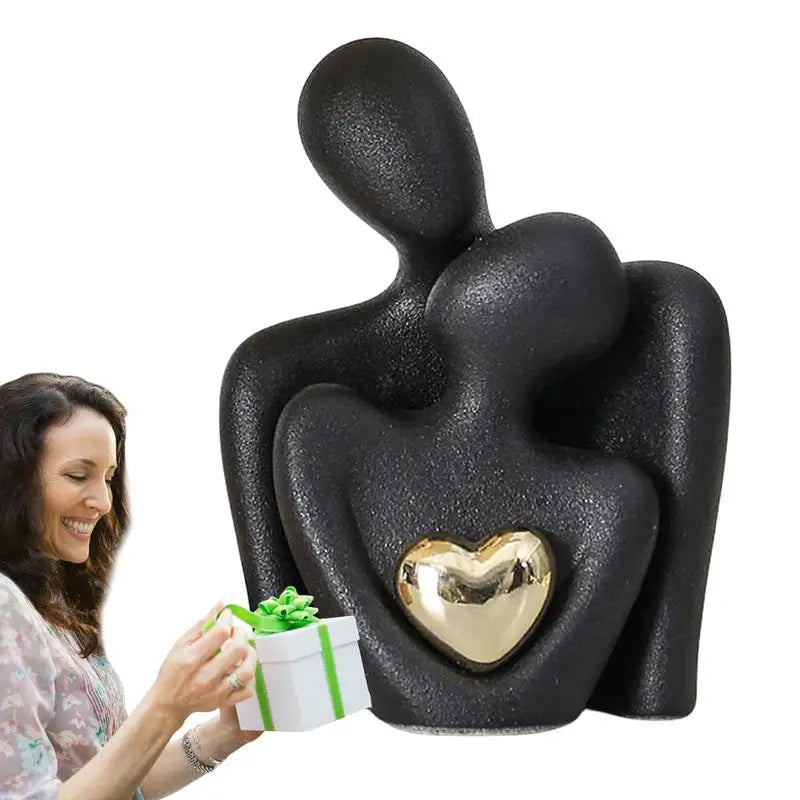 Norvo | Lovers Skulptur Minimalistisk Nordisk Abstrakt Keramisk Figur Kunst Med Gyldent Hjerte Akcent