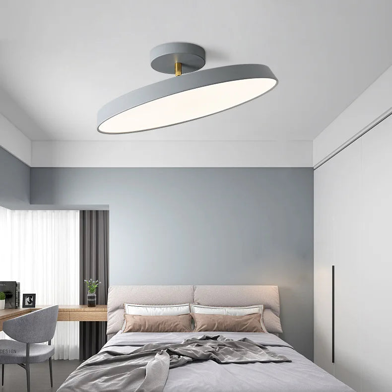Moderne LED Taklampe for Veranda og Gang – Stilfull Ganglampe i Svart