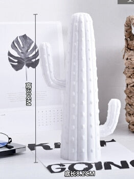 Norvo | Ny nordisk stil gylden eller hvit kaktus ornament hjemmeinnredning harpiks vakker kaktusfigur håndlaget simulasjonsplante for hjem og butikk