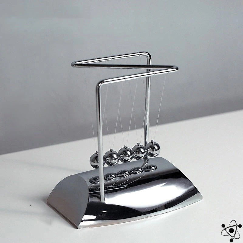 Norvo | Newton's Pendulum Form Z