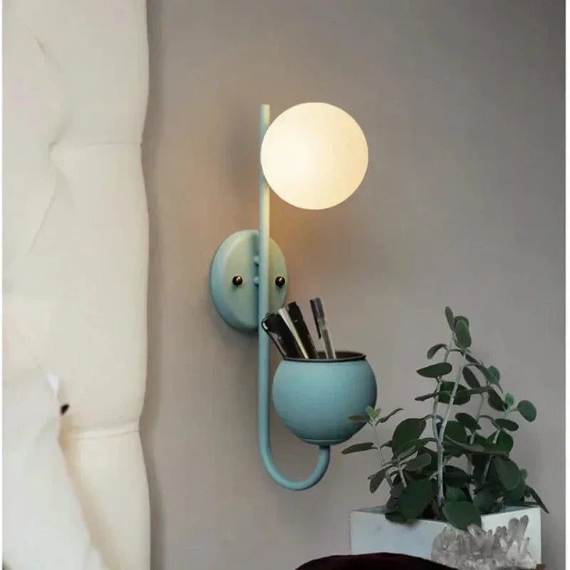 Nordic Vegglampe med Planteholder – Minimalistisk LED-lampe for Stue & Gang