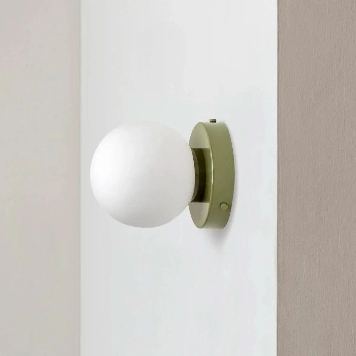 Norvo | Moderne LED Vegglampe – Kompakt Nedadgående Armatur