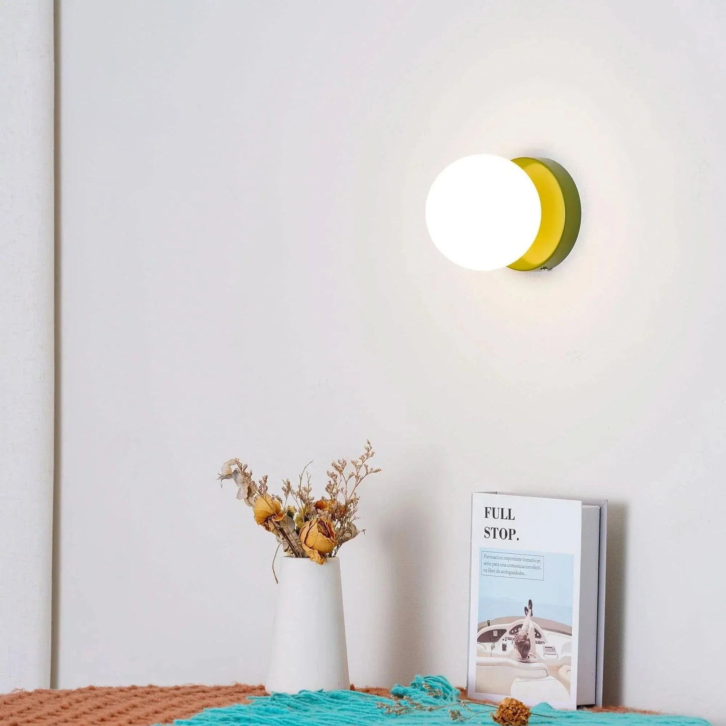 Norvo | Moderne LED Vegglampe – Kompakt Nedadgående Armatur