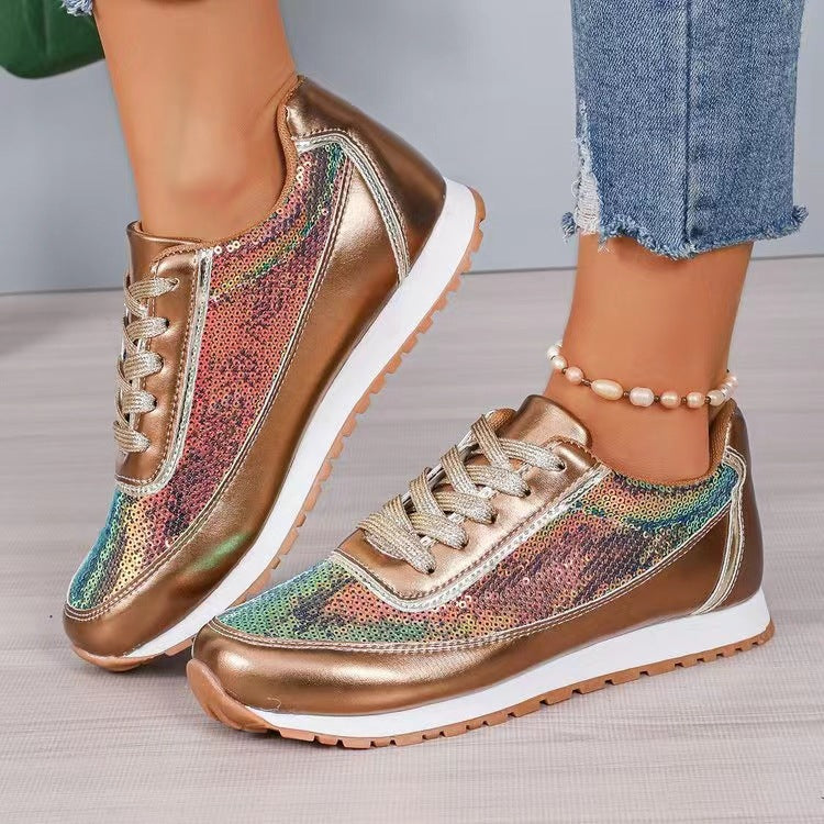 Dames fashionable sneakers med skimrende overmateriale og skli-resistent såle Norvo