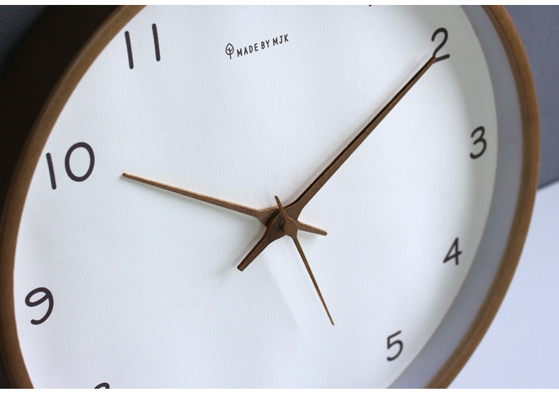 Norvo | TimberClock - Solid tre analog klokke