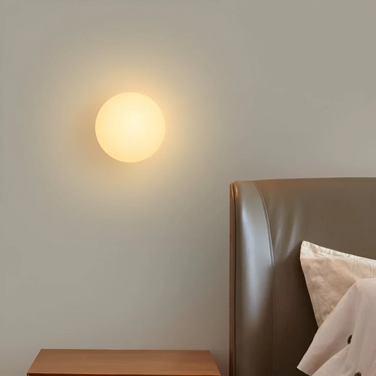 Norvo | Moderne Glass Vegglampe for Elegant Ambient Belysning
