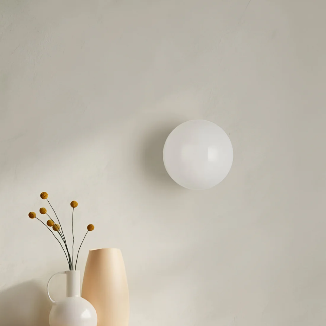 Norvo | Moderne Glass Vegglampe for Elegant Ambient Belysning