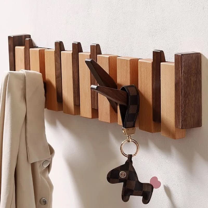 Norvo | Håndlaget tre garderobe i piano stil for stilig vegglagring
