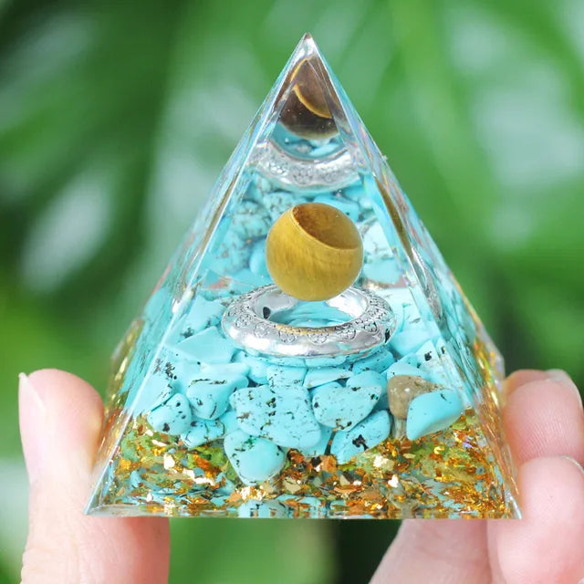 Norvo | Amethyst Peridot Orgone Pyramide - Energigenerator Krystall Reiki Chakra Orgonitt Meditasjonsverktøy
