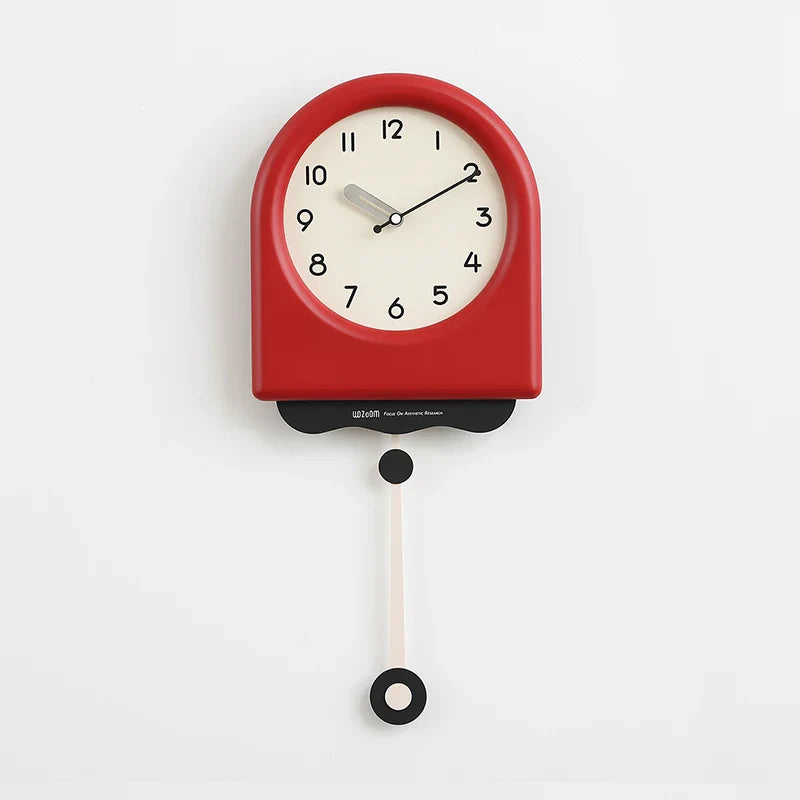 CremePendulum Klokke - Koreansk Veggklokke med Moderne Design