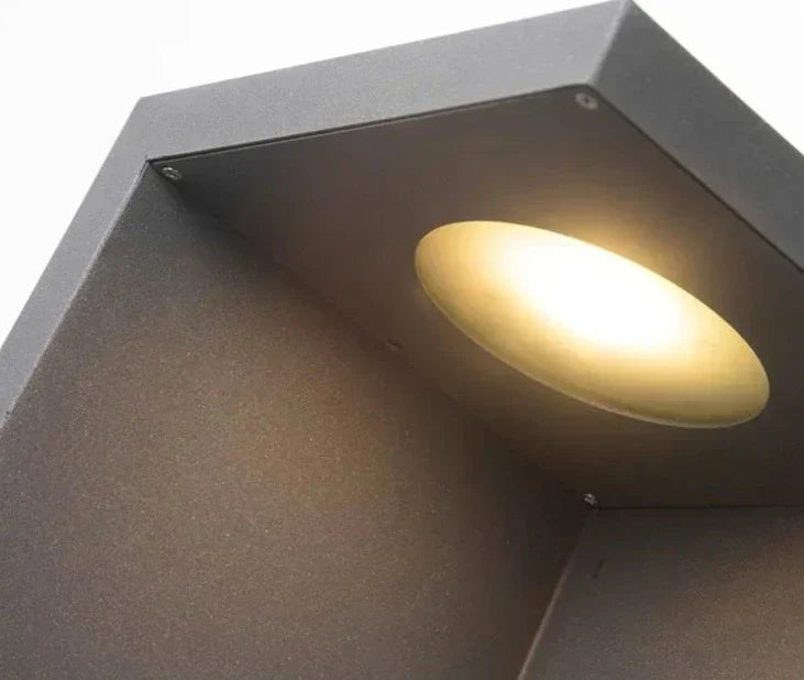 Norvo | OutdoorSafe - Vanntett Hagebelysning