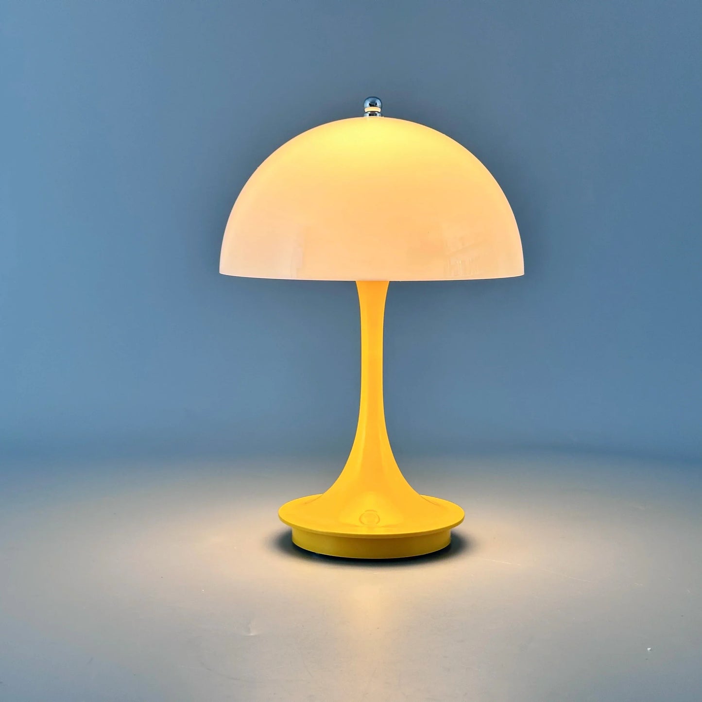 Norvo - LED designer vegglampe for soverom og stue