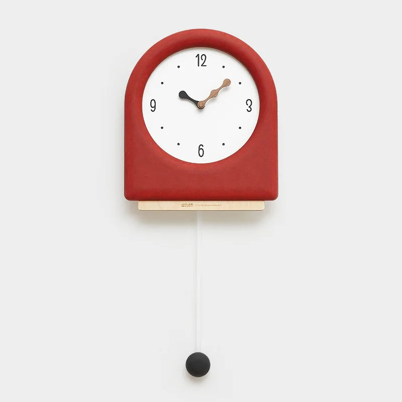 CremePendulum Klokke - Koreansk Veggklokke med Moderne Design