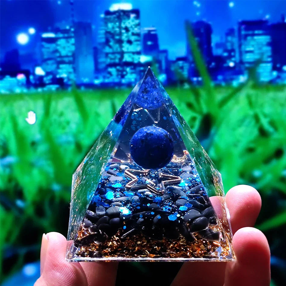 Norvo | Orgonitt-pyramide helbredelse krystaller energigenerator med ametyst pendel - Reiki chakra meditasjonsverktøy og romdekor