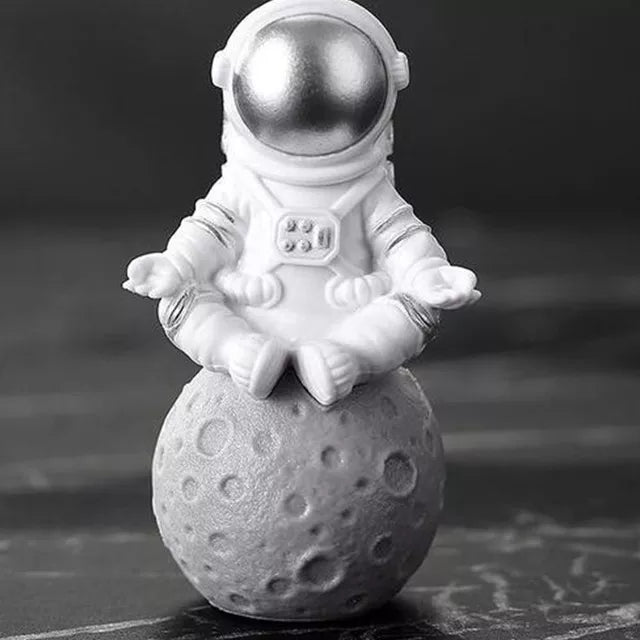 Norvo | Harpiks Astronaut Figur Statue Rom Reisende Skulptur Utdanningsleketøy Skrivebordsdekorasjon Astronaut Modell For Barn Gave
