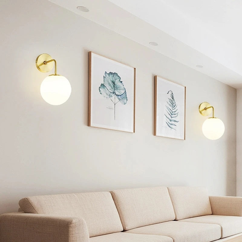 Norvo | SphereLuxe – Skandinavisk Vegglampe med Justerbart Lys