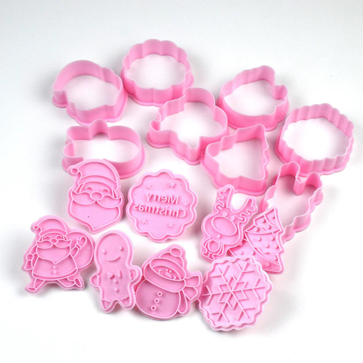 SantaCut – Sett med 8 festlige kakeutstikkere Norvo