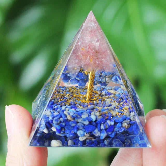 Norvo | Amethyst Peridot Orgone Pyramide - Energigenerator Krystall Reiki Chakra Orgonitt Meditasjonsverktøy