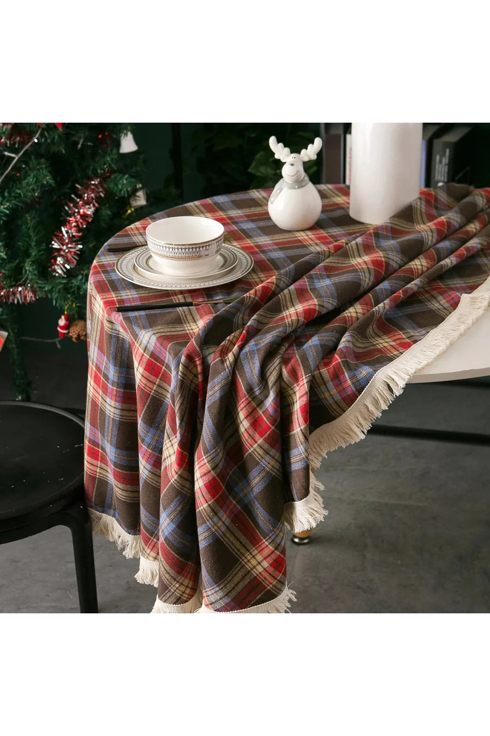Highland Holiday Plaid Duk