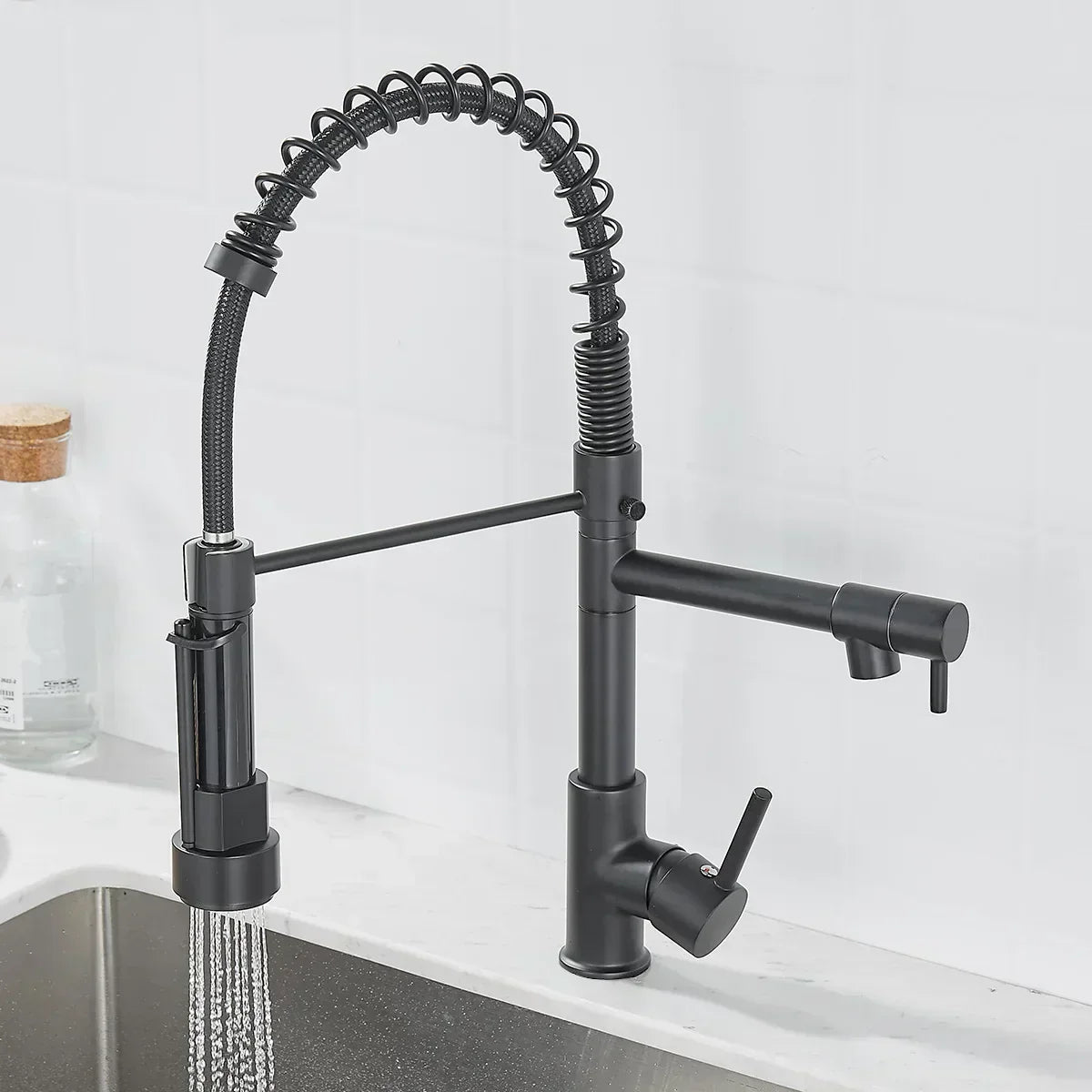 AquaFusion – Moderne Kjøkkenkran med Stilig Funksjonalitet