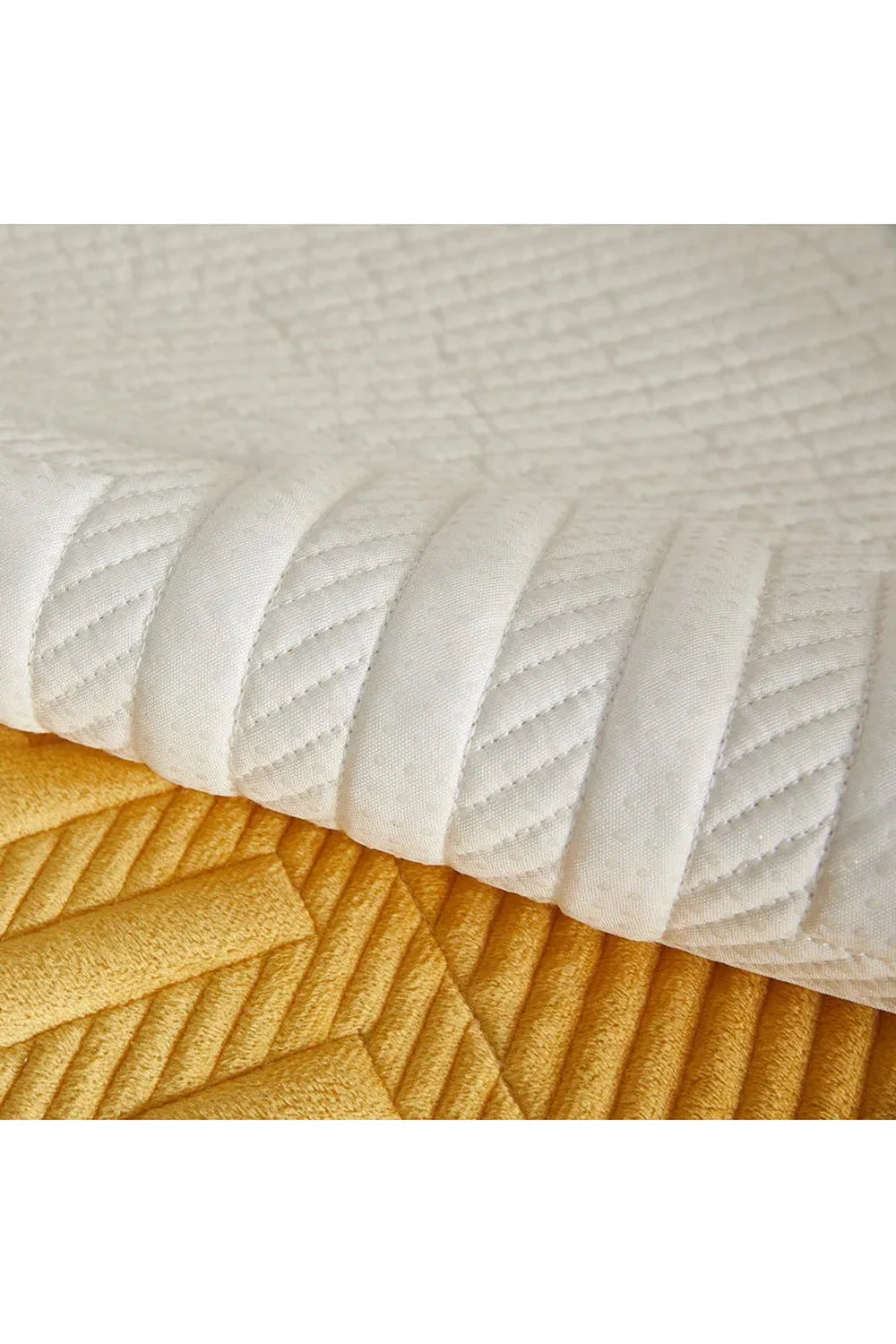 Super Soft Stepp Sofa Cover