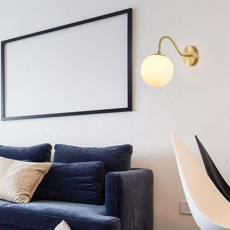 Norvo | SphereLuxe – Skandinavisk Vegglampe med Justerbart Lys