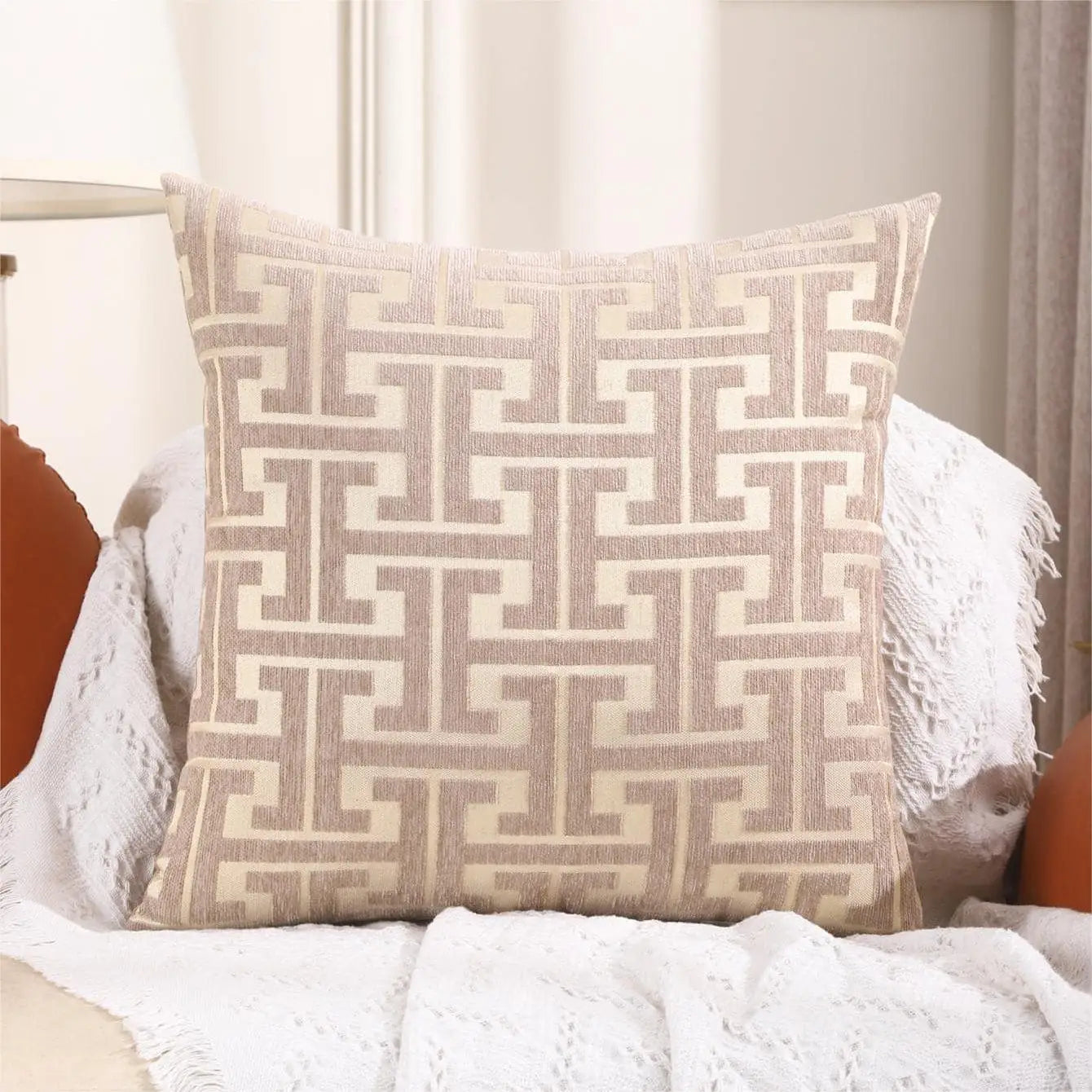 Norvo | Stripes putevar i landlig stil – dekorativt trekk for sofa og stue