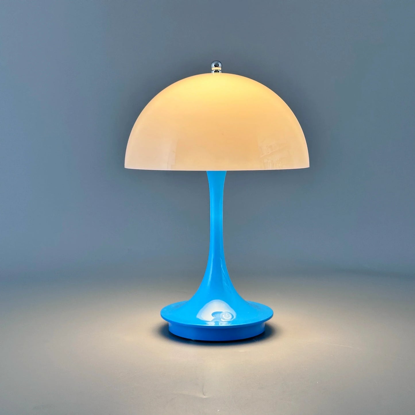 Norvo - LED designer vegglampe for soverom og stue