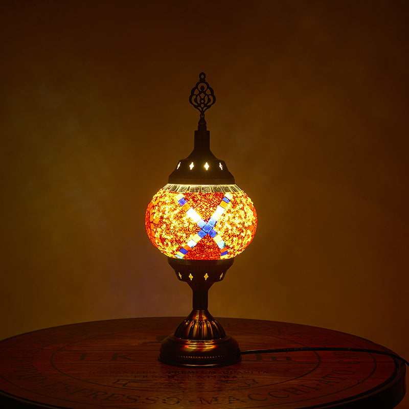 Norvo | Tradisjonell Tiffany romantisk oval jern emaljert 1-lampe bordlampe for soverommet