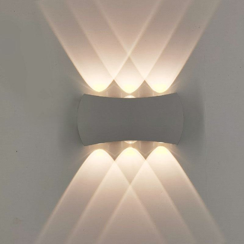 Norvo | Enkel kreativ buet rektangulær LED utendørs vanntett vegglampe