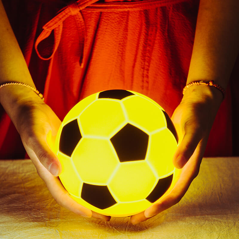 Norvo | Kreativ Fotball Silikon LED Nattlys USB Lading Bordlampe