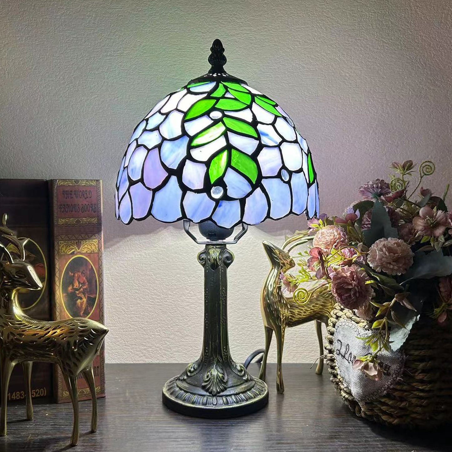 Norvo | Tradisjonell Tiffany Legert Glasskuppel Blomst 1-Lampe Bordlampe for Nattbord