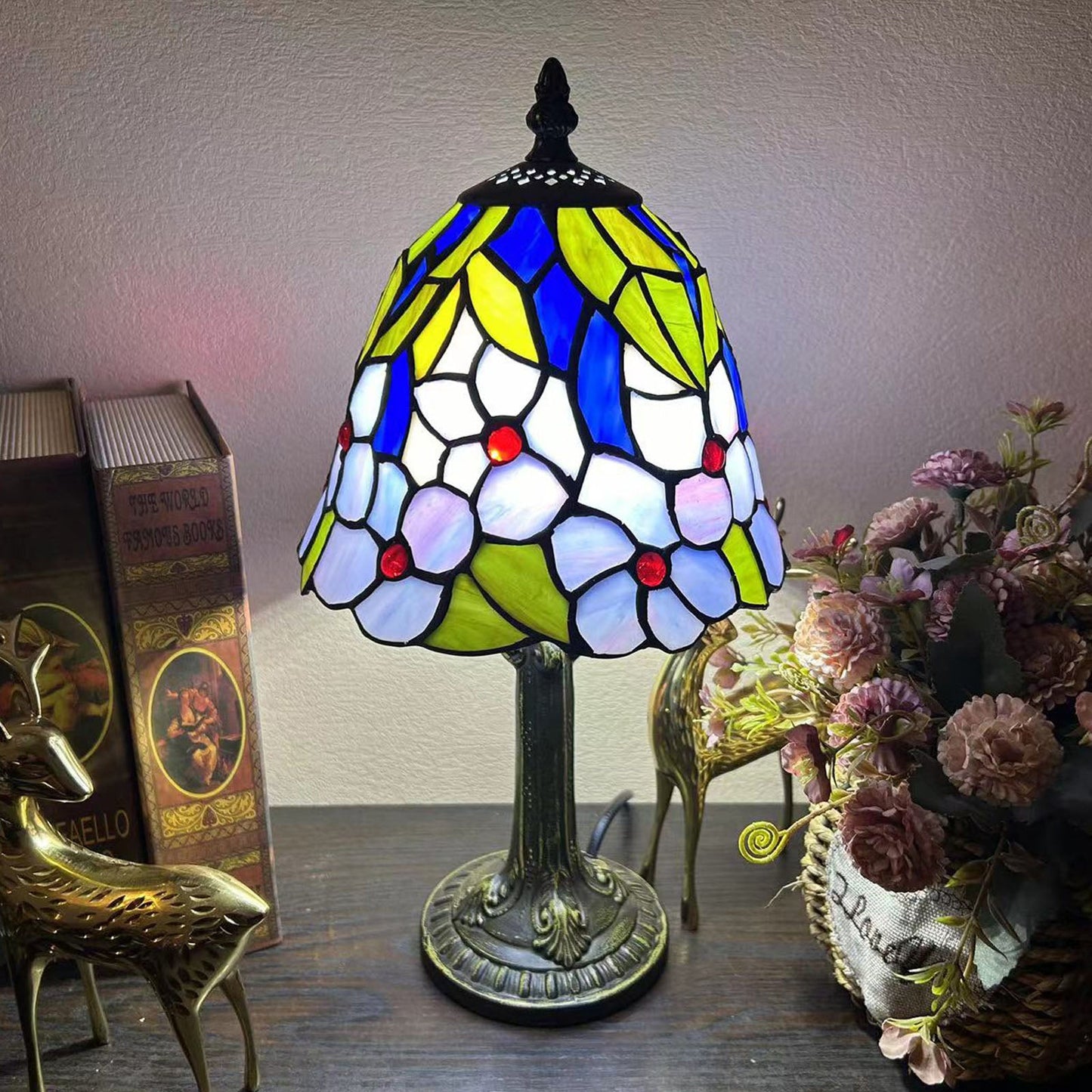 Norvo | Tradisjonell Tiffany Legert Glasskuppel Blomst 1-Lampe Bordlampe for Nattbord