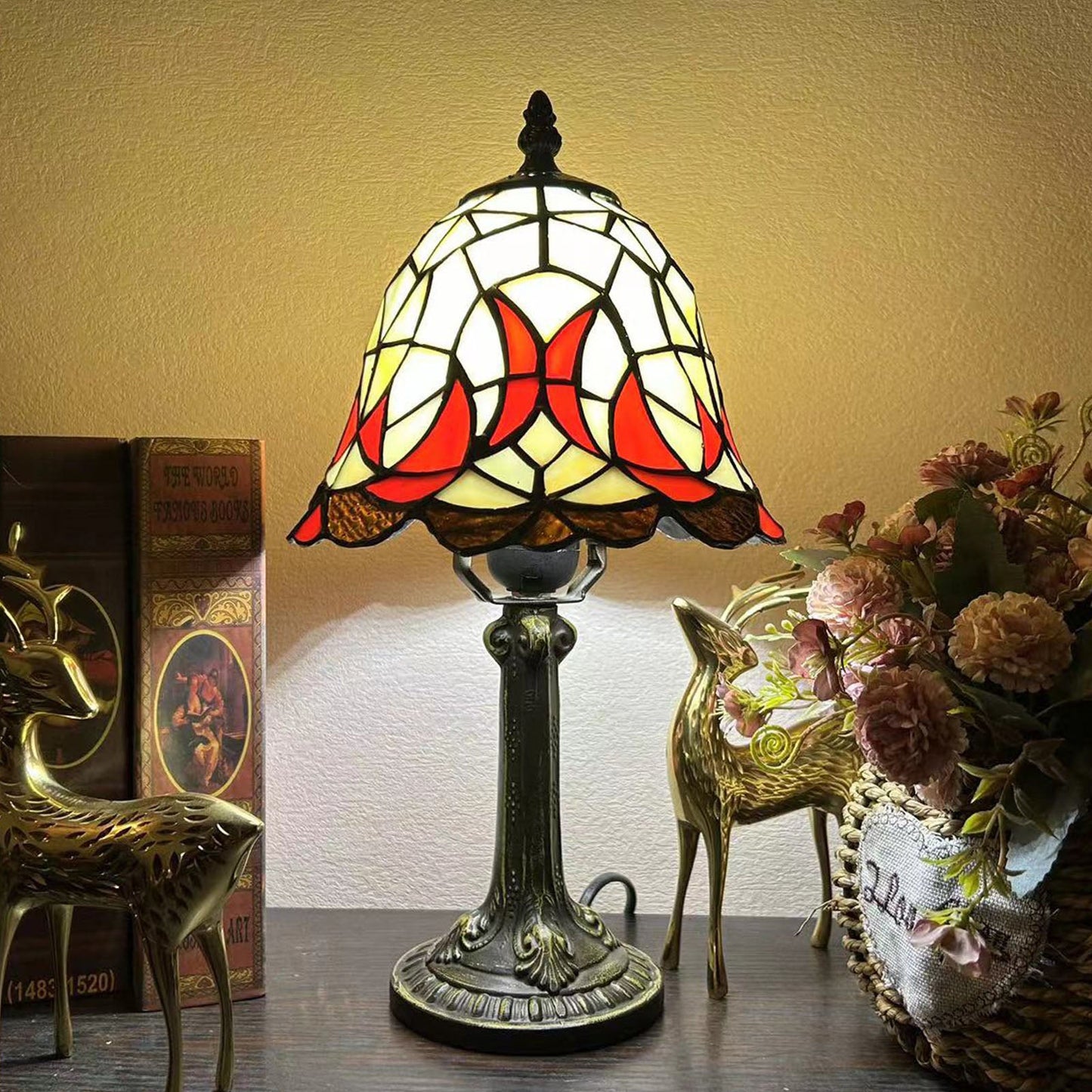 Norvo | Tradisjonell Tiffany Legert Glasskuppel Blomst 1-Lampe Bordlampe for Nattbord
