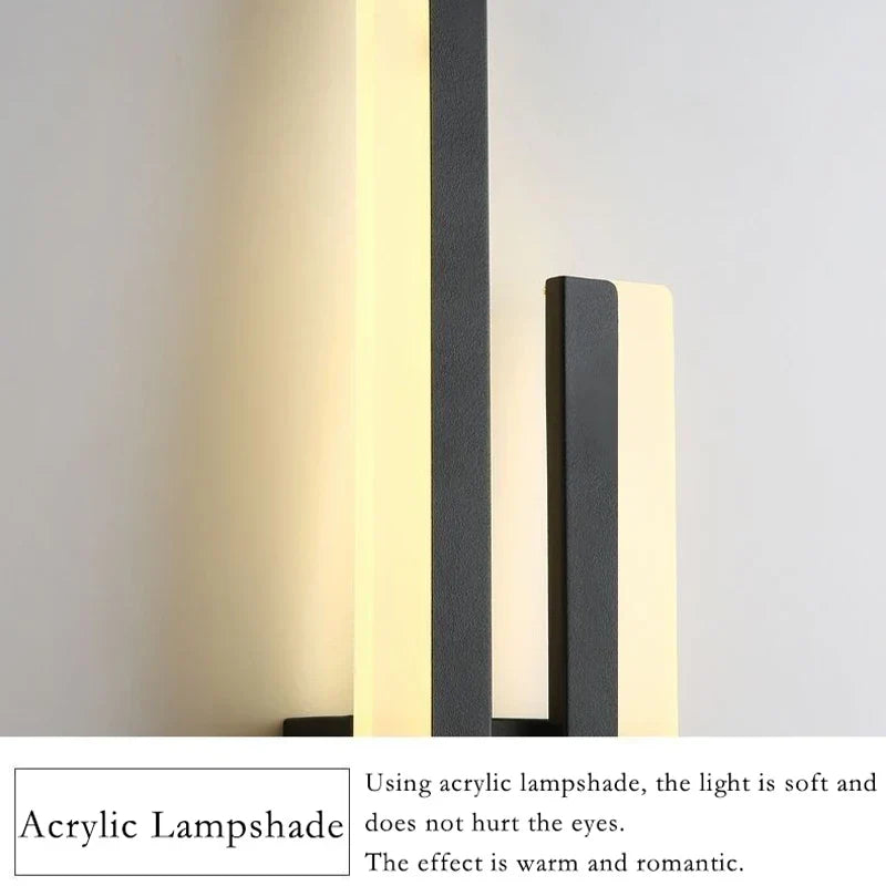 Norvo | Moderne LED Vegglampe: Svart/Gull Akryl Romdekorasjonslys