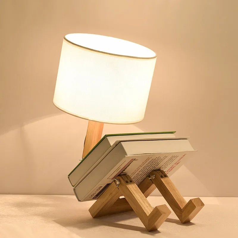 Norvo | Tre lampe med bokholder – Moderen design for hjemmet ditt