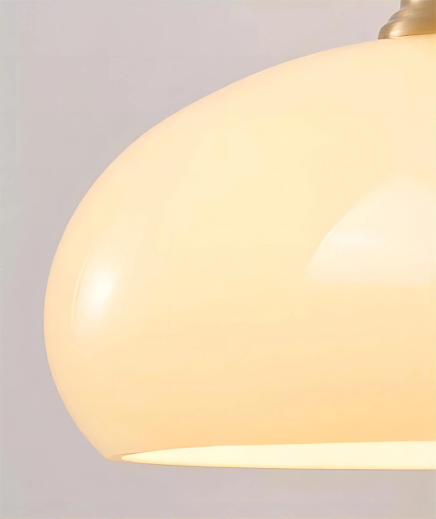 Norvo | WalnutEdge – Moderne Vegglampe i Valnøtt og Messing