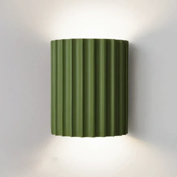 Norvo | Moderne Harpiks Vegglampe | Dobbelsidig Lysdiffusjon & Ideell for Moderne Oppholdsrom, Soverom, Gangene