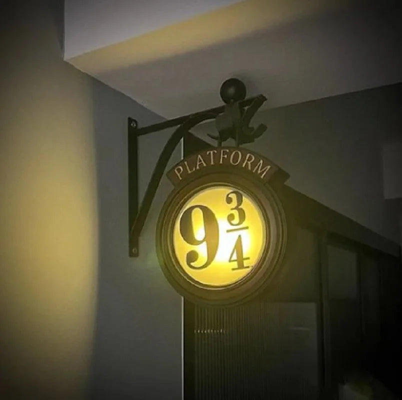 Norvo | Harry Potter 9 3/4 Figur Nattbord Lampe LED Magiske Vegglamper Plattform Hogwarts 3D Lampe Harrys Rom Dekorasjon Barne Bursdagsgave